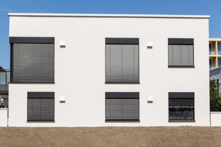 V&eacute;randa en bois, aluminium ou PVC : comment bien choisir ?